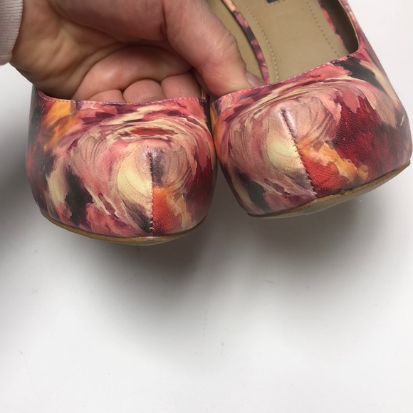 BCBGeneration Size 8 Parade heels - Picture 6 of 10